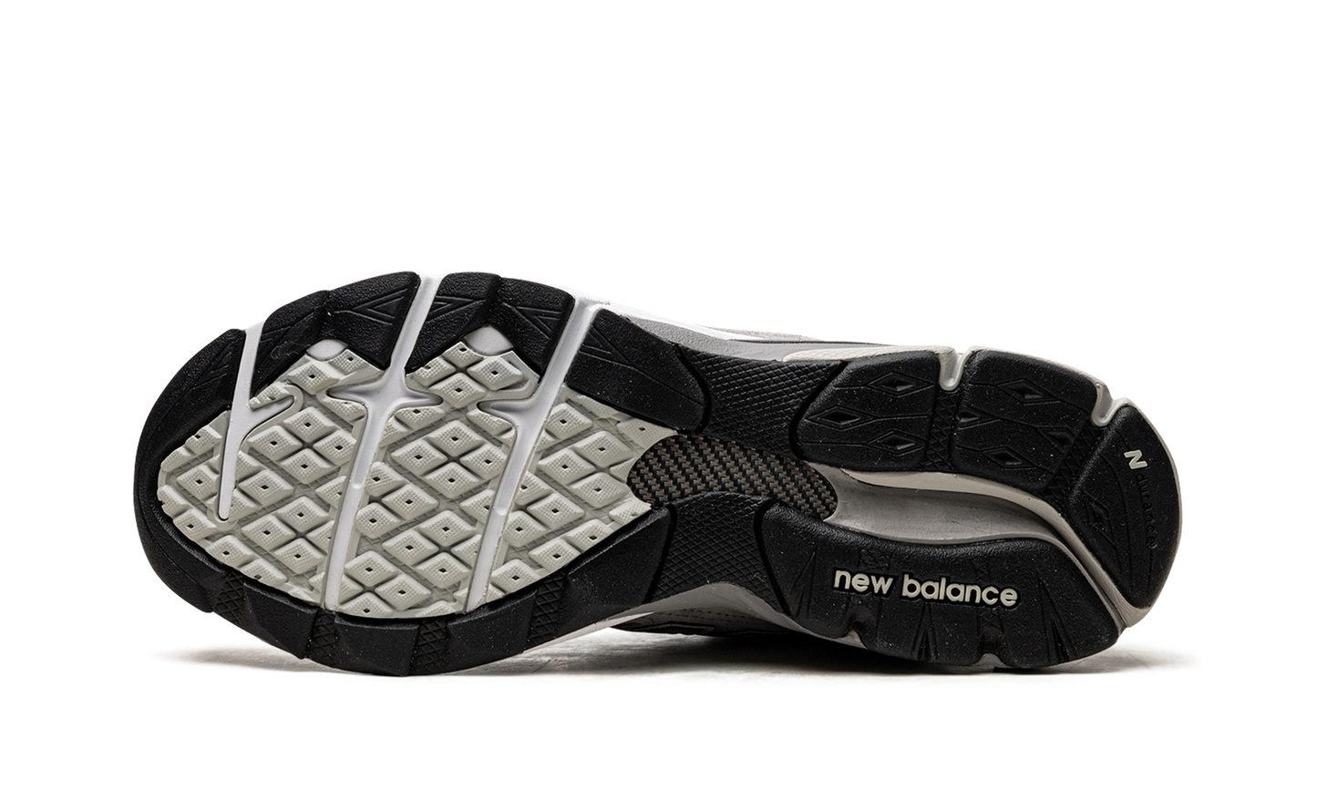 990 V3 "Grey"