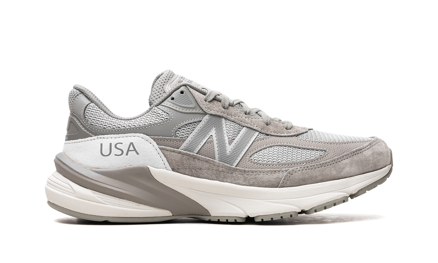 990v6 "WTAPS - Grey"