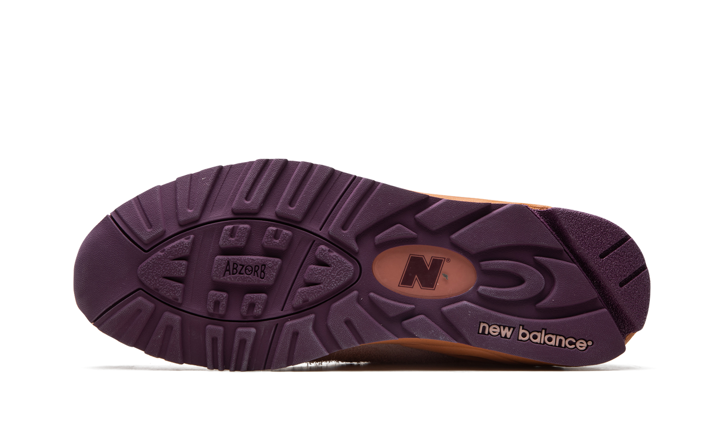 990 V2 "Salehe Bembury - Sand Be The Time"