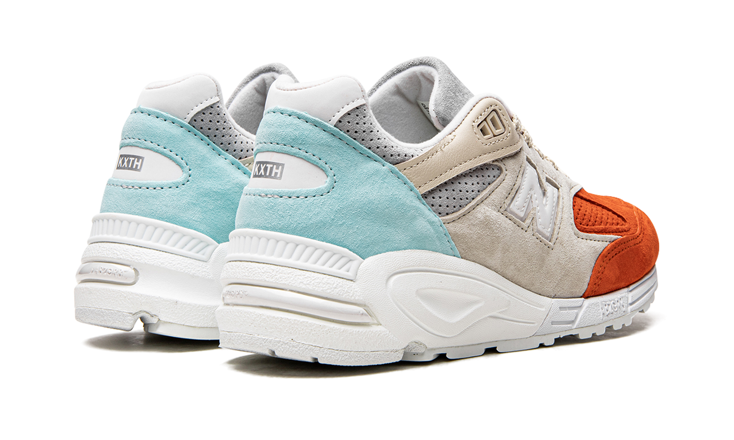 990 v2 "Kith Cyclades"