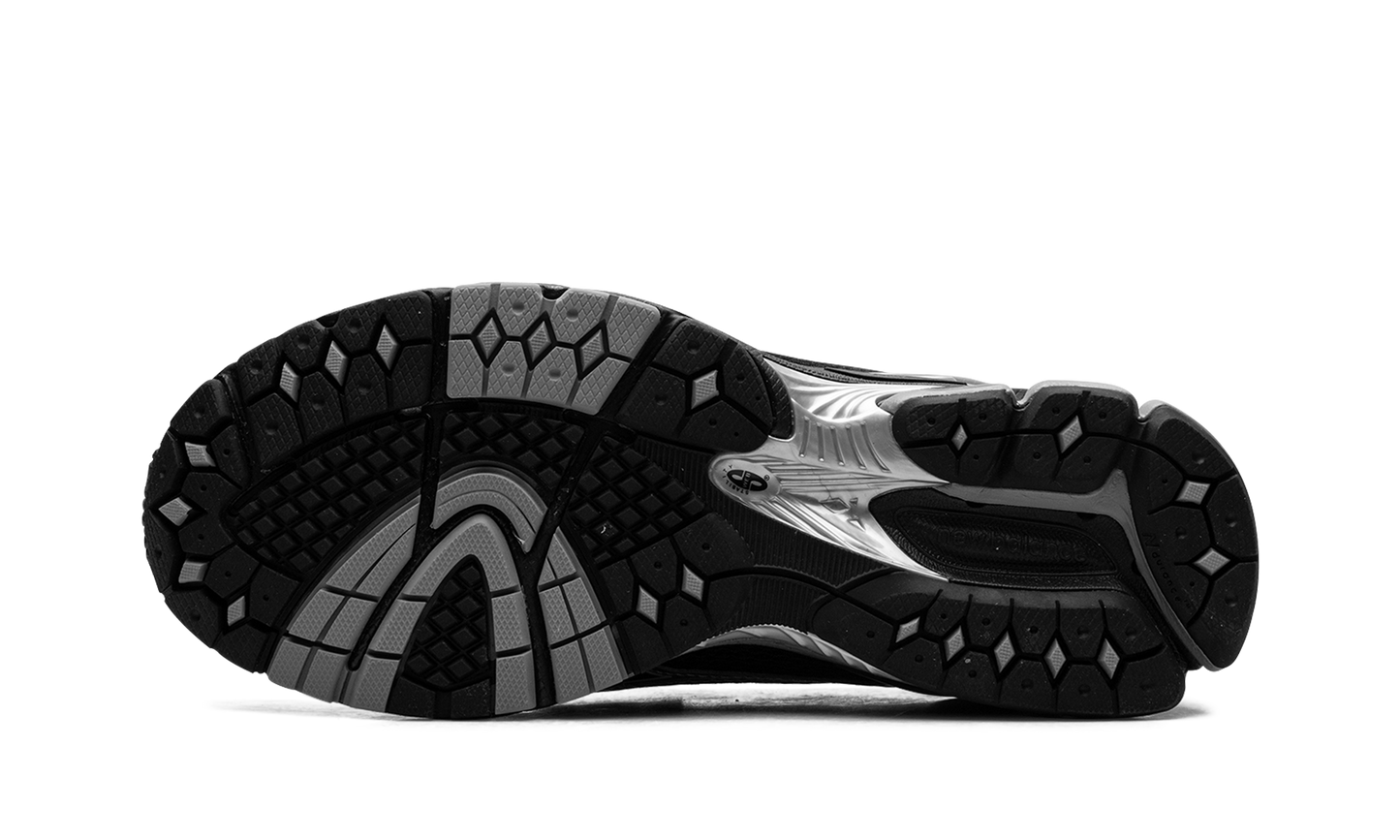 1906L "Silver Metallic Black"