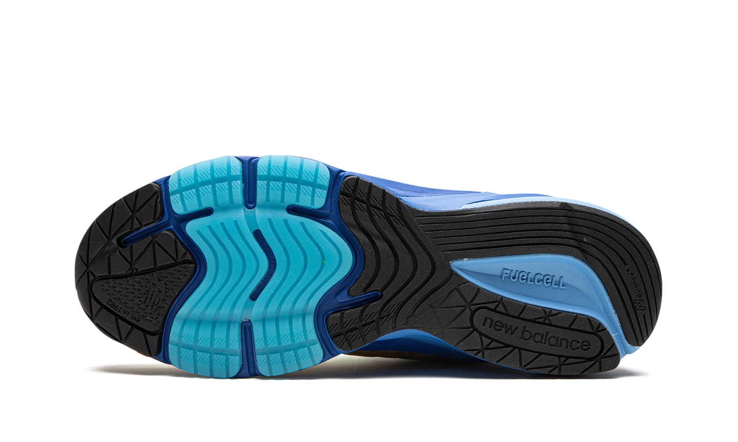 990 v6 "Action Bronson Baklava"