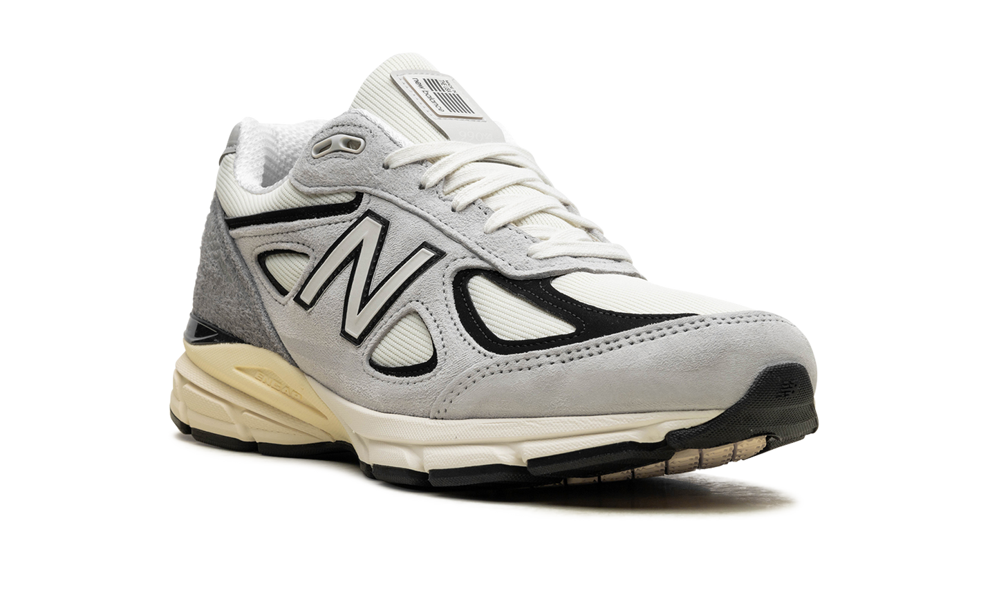 990v4 "Made in USA - Grey / Black"