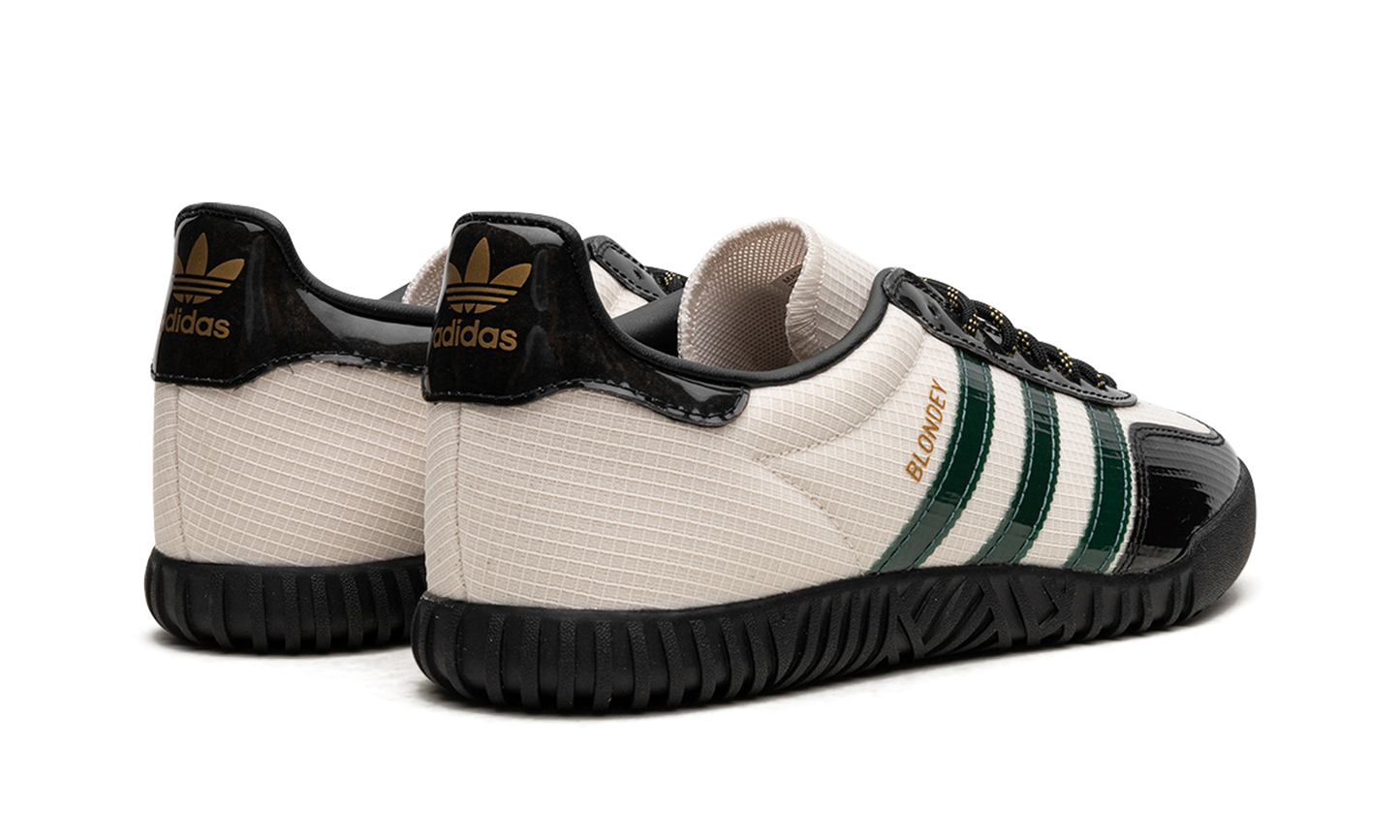 AB Gazelle Indoor "Blondey McCoy"