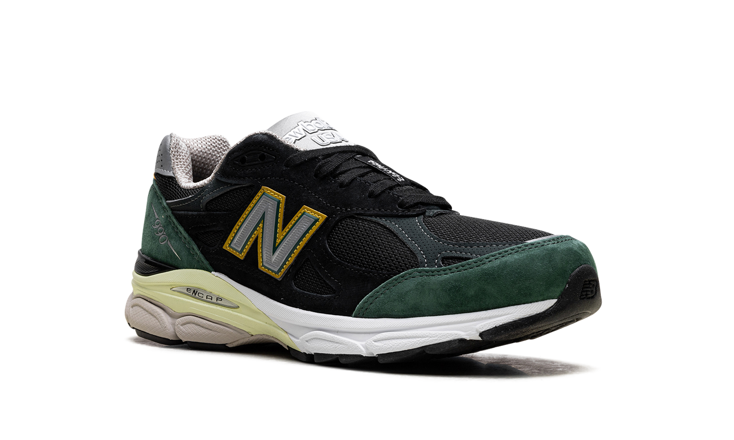 990v3 "Black / Green"