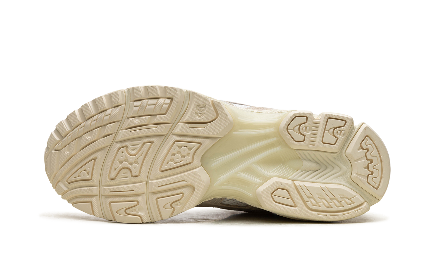 Gel Kayano 14 "Smoke Grey"