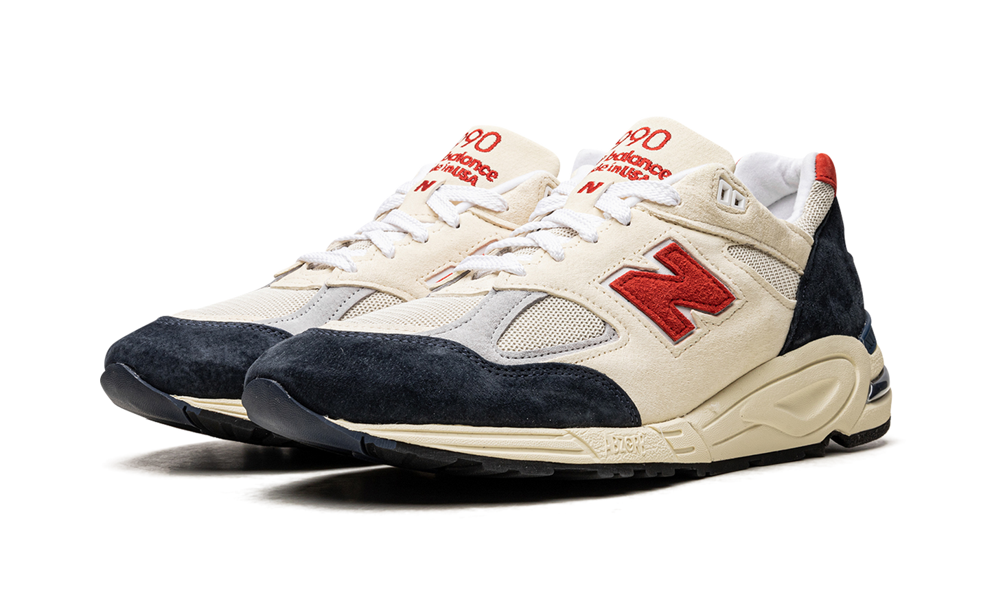 990v2 "Teddy Santis - Navy/Red"