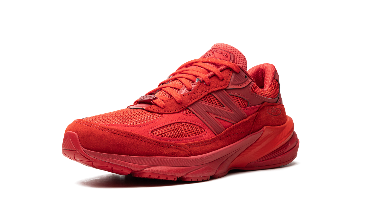 990v6 "Joe Freshgoods - Paris Red"