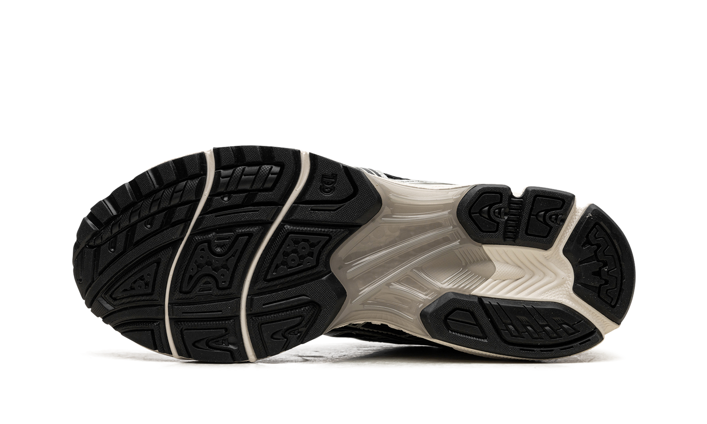 Gel Kayano 14 "Black / Seal Grey"