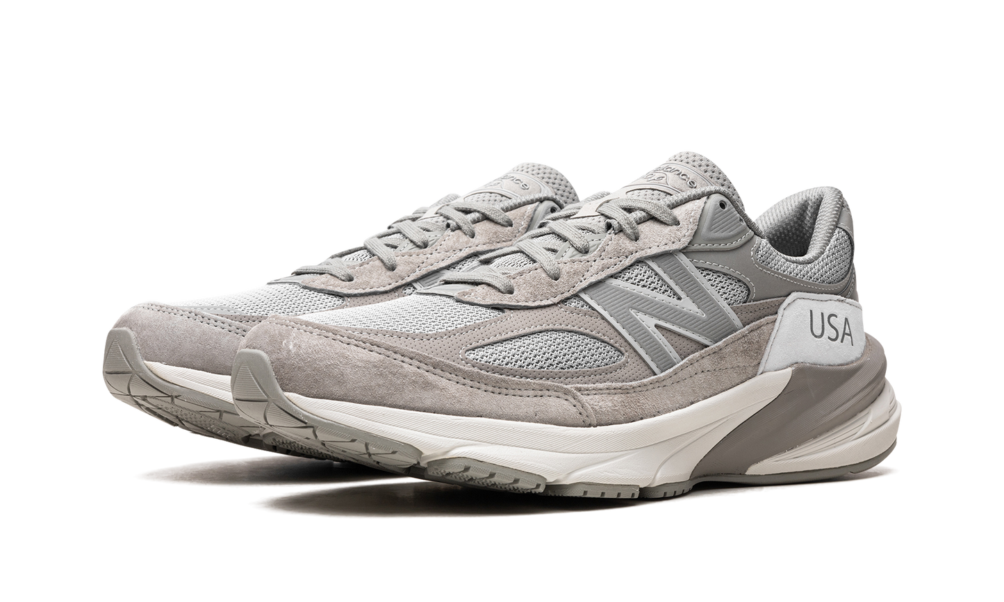 990v6 "WTAPS - Grey"