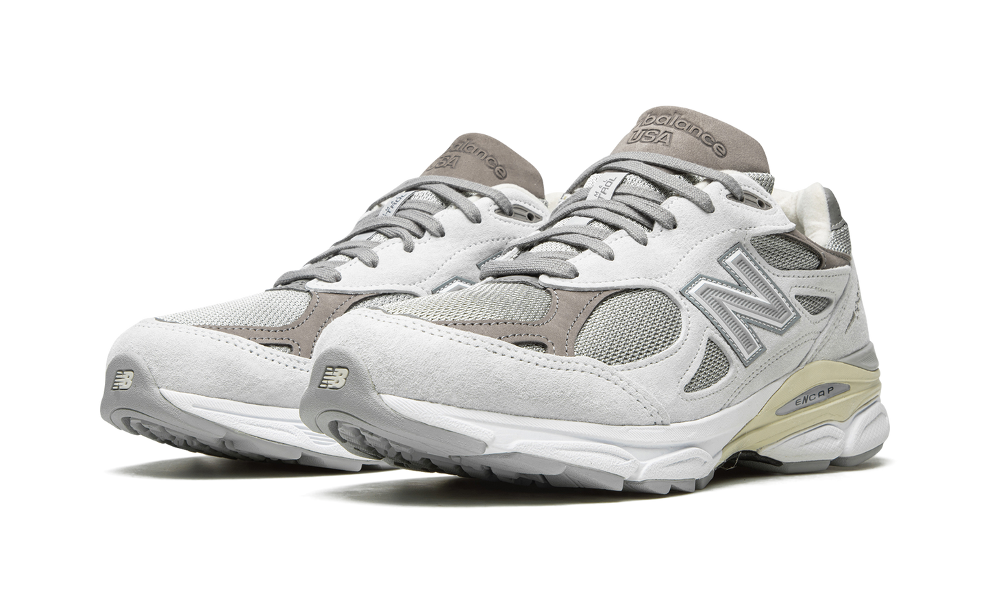 990 V3 "YCMC - Nimbus Cloud"