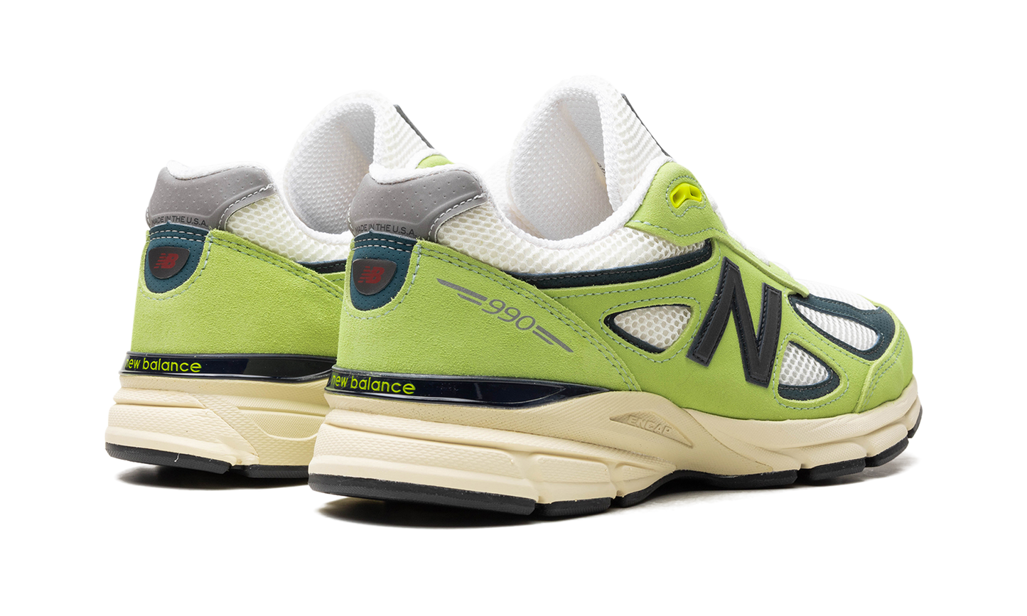 990V4 "Teddy Santis"