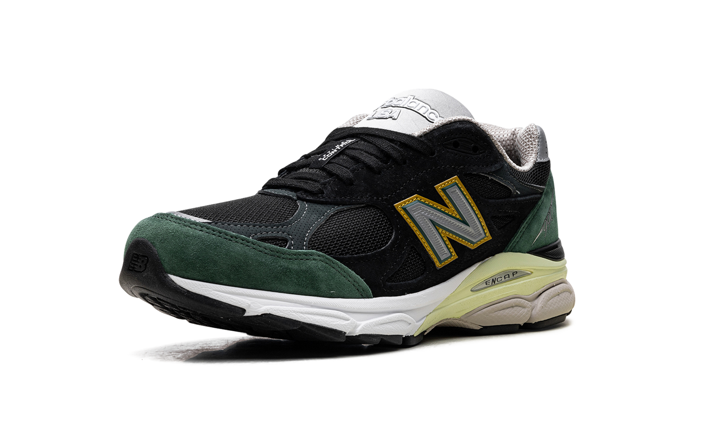 990v3 "Black / Green"