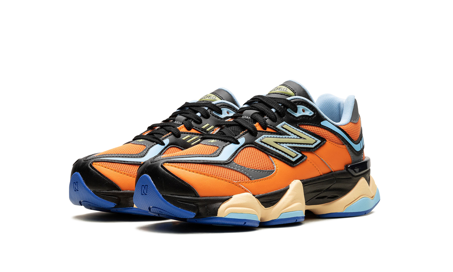 9060 Big Kid "Orange/ Black"