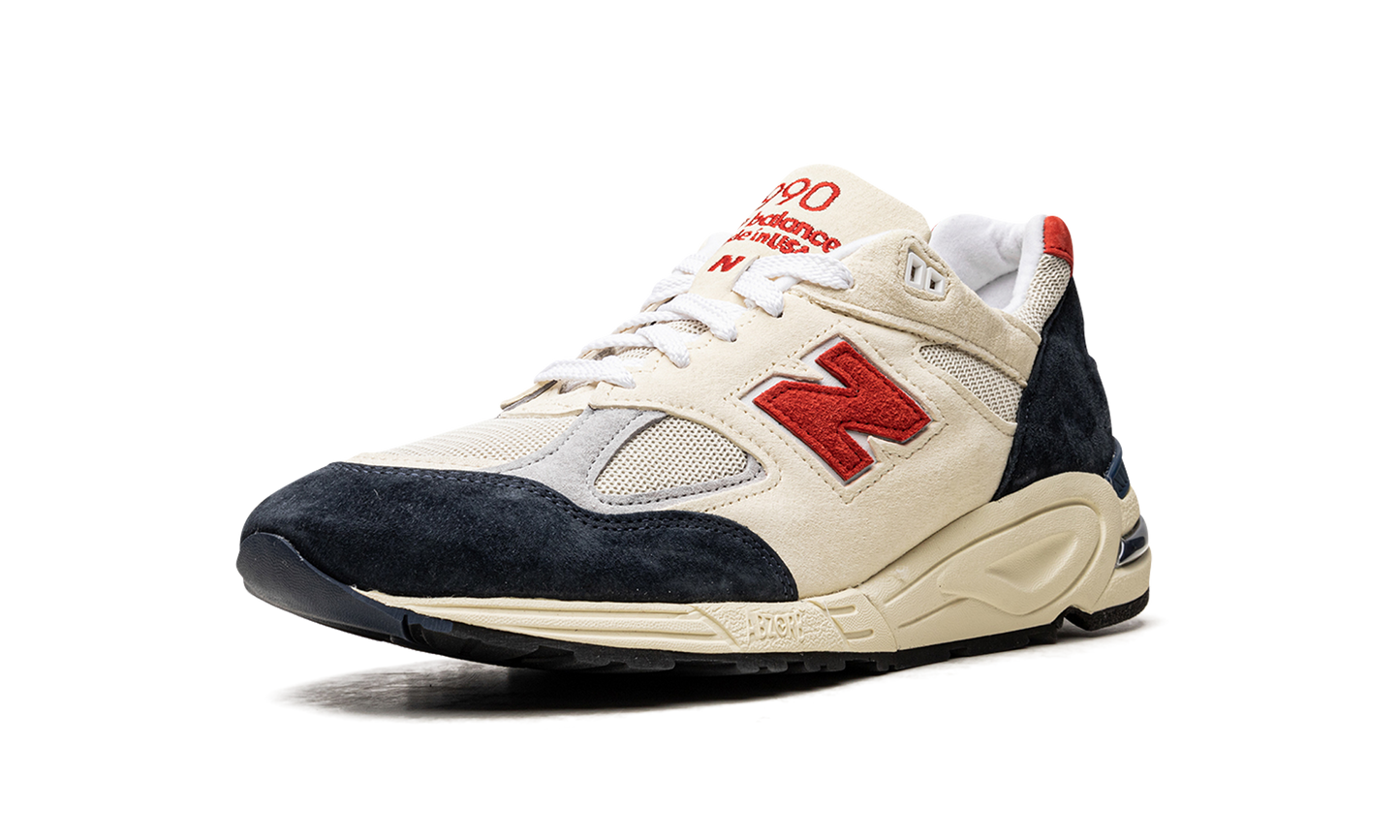 990v2 "Teddy Santis - Navy/Red"