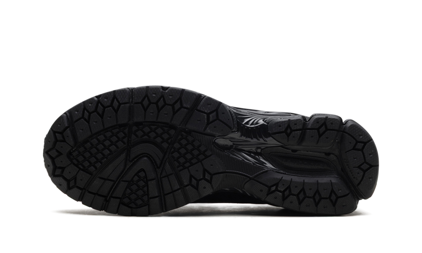 1906L "Black"