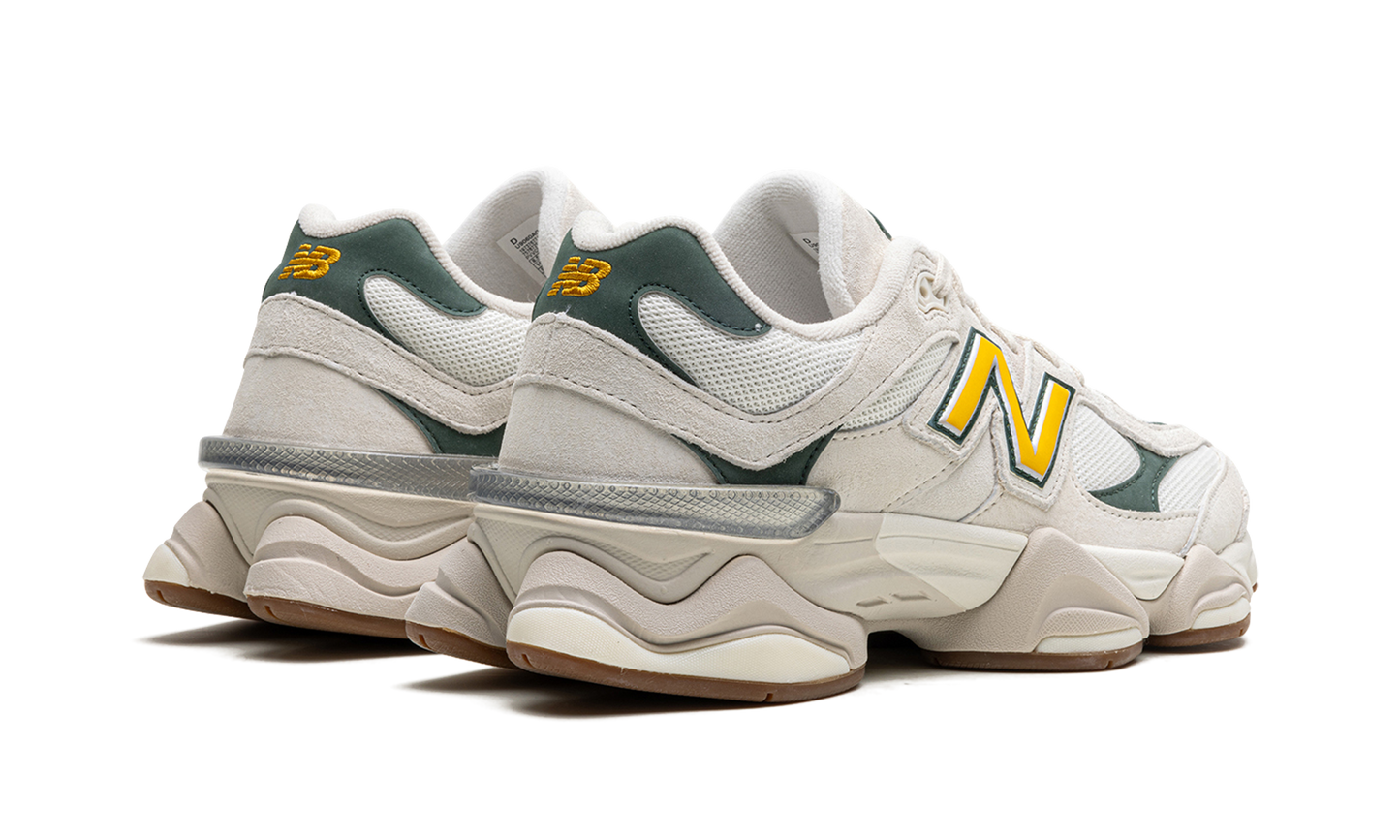 9060 "White Green"