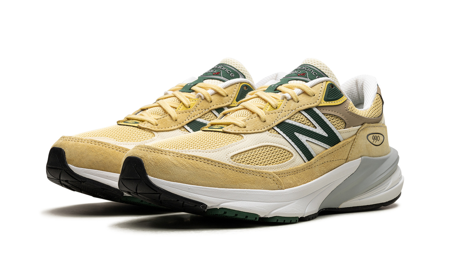 990 "Pale Yellow/Forest Green"