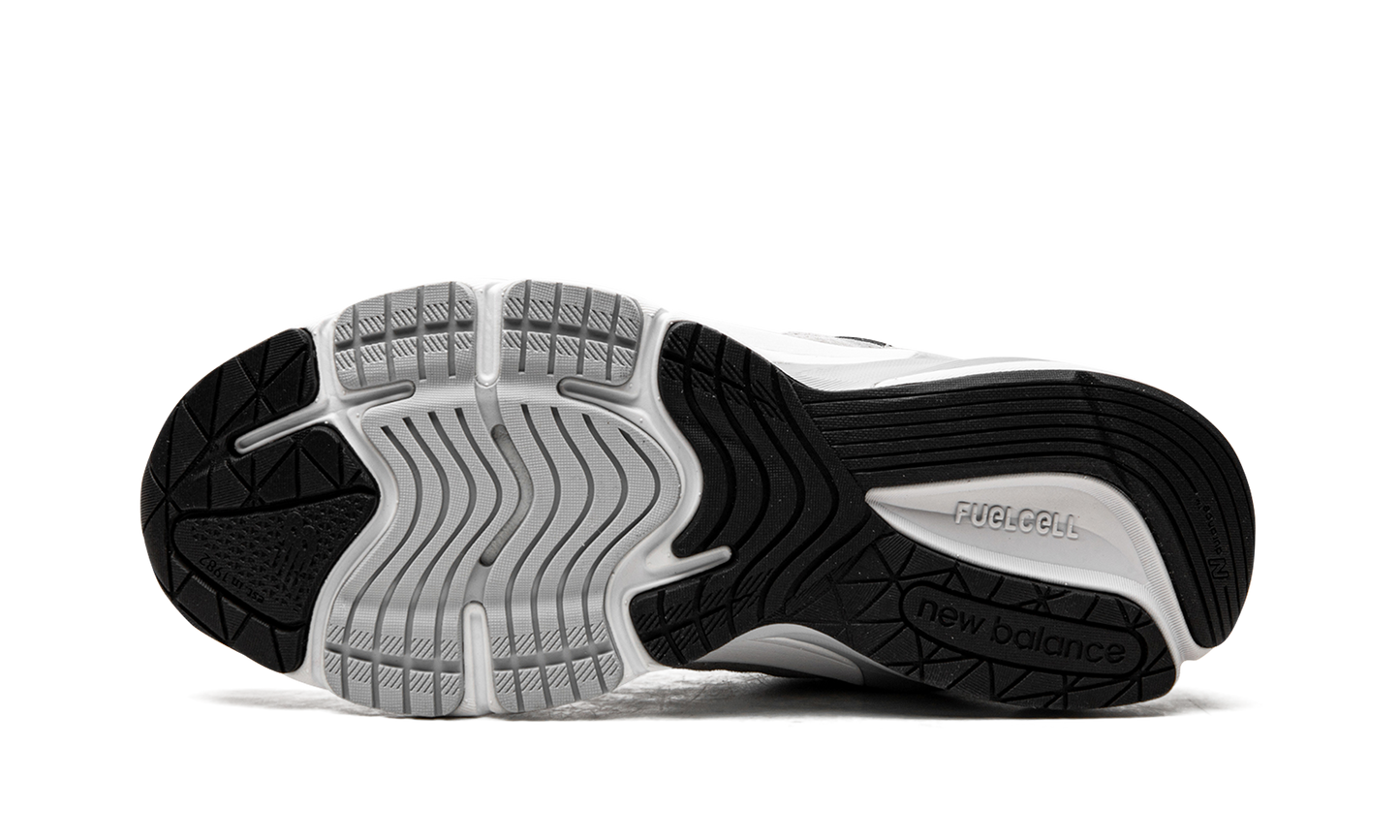 990v6 "Grey"