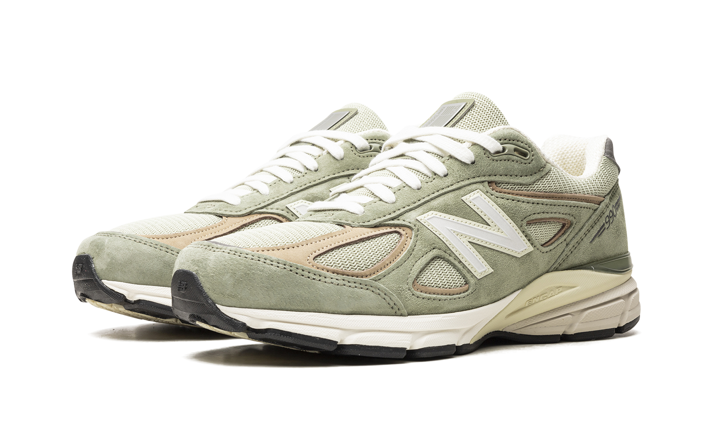 990v4 "Olive"