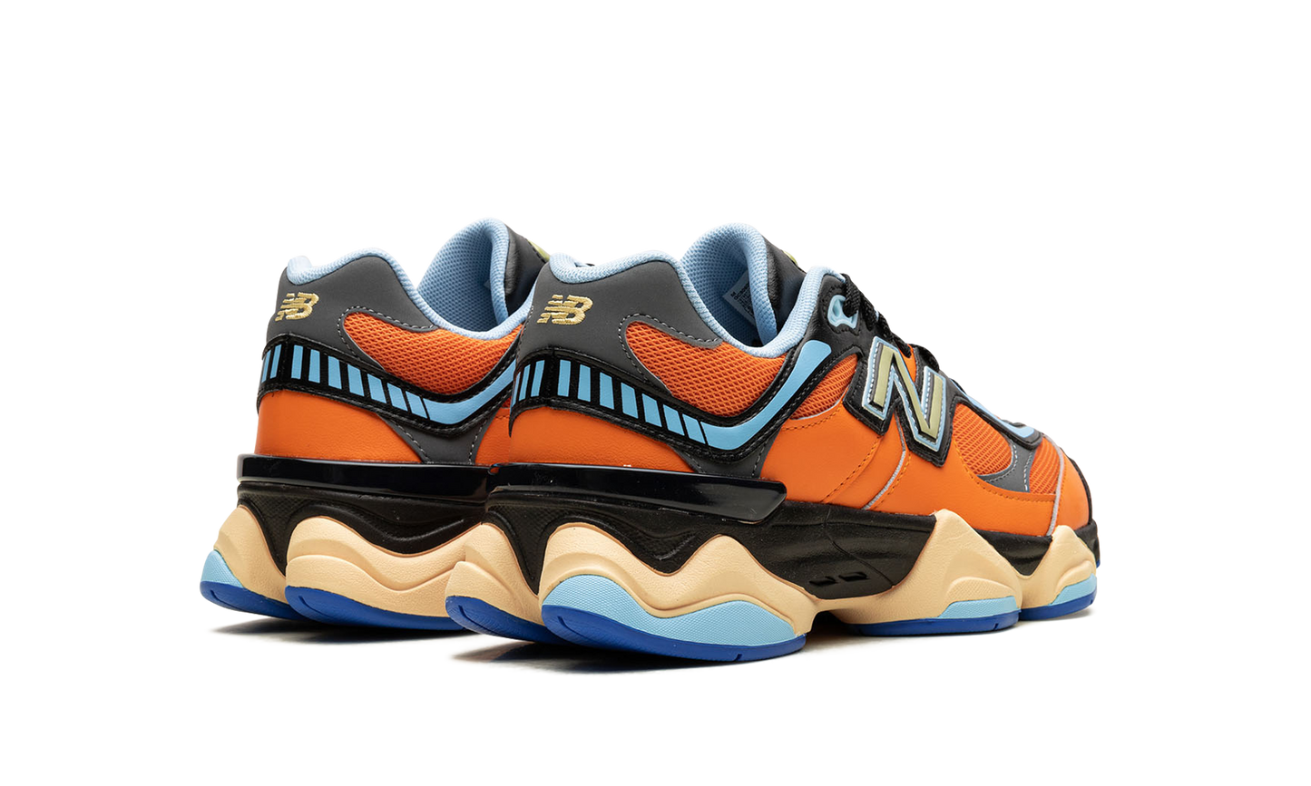 9060 Big Kid "Orange/ Black"