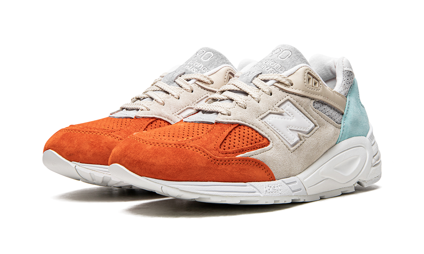 990 v2 "Kith Cyclades"