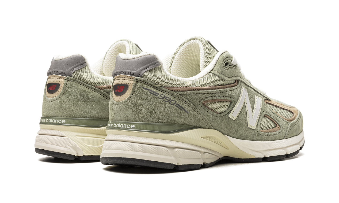 990v4 "Olive"