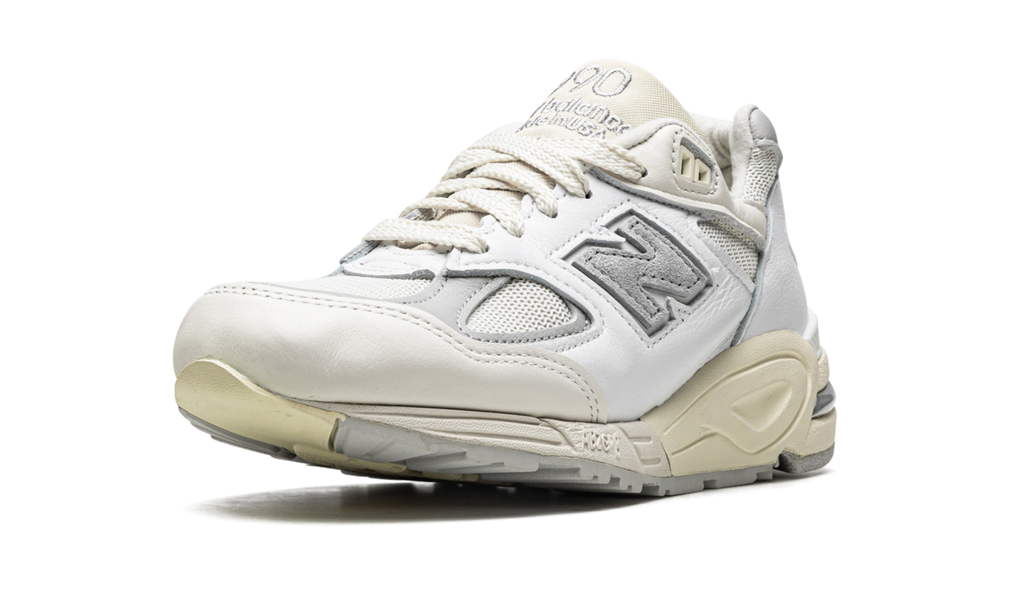 990 V2 "Made In USA - Teddy Santis Sea Salt"