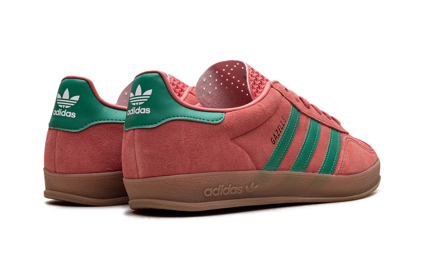 Gazelle Indoor "Preloved Scarlet"