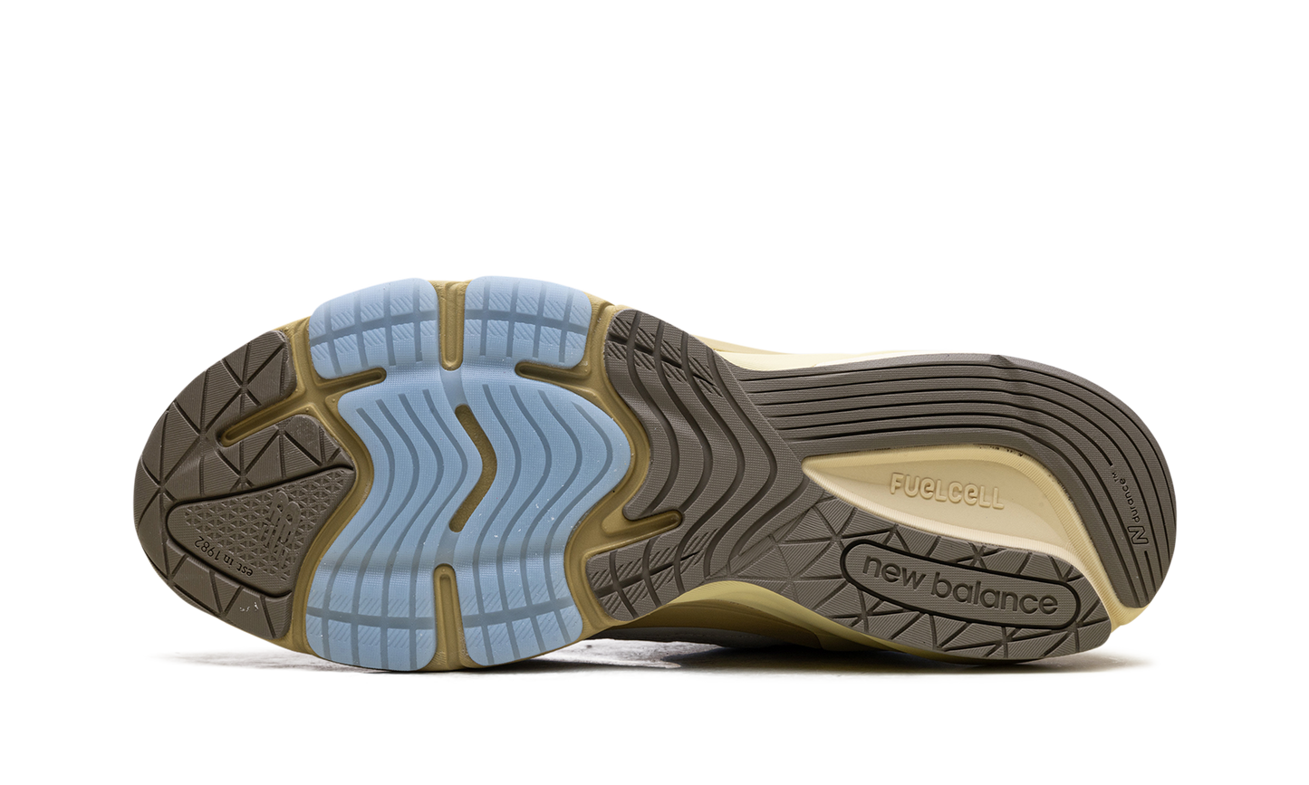 990V6 Made In USA "Action Bronson - Untitled"