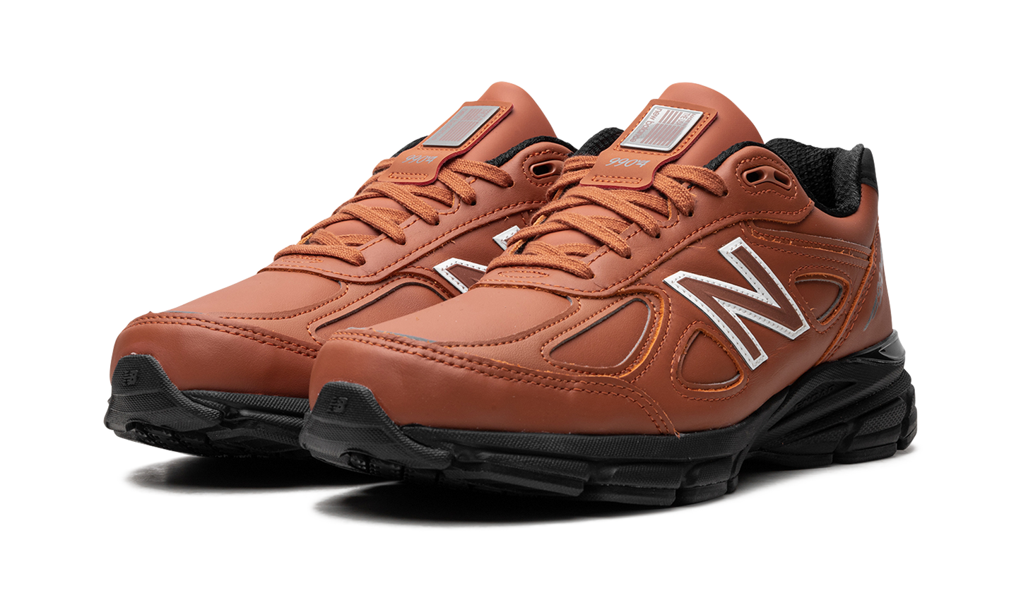 990V4 MADE IN USA "TEDDY SANTIS - MAHOGANY BLACK"