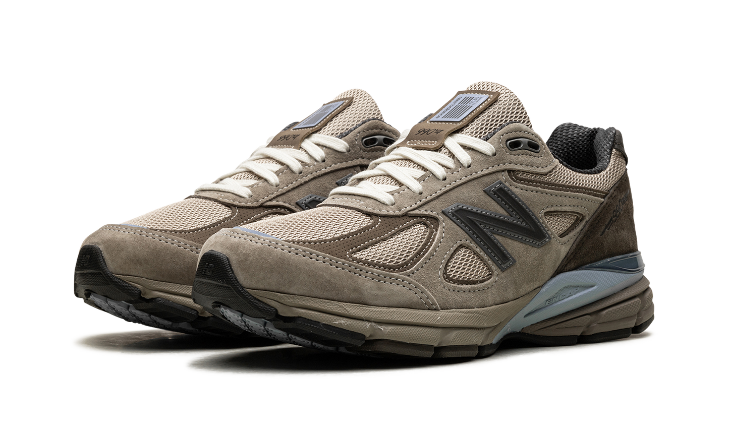 990v4 "AURALEE - Taupe"