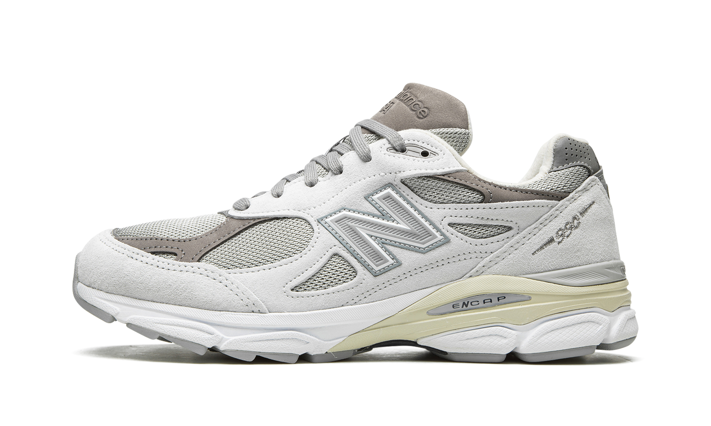 990 V3 "YCMC - Nimbus Cloud"