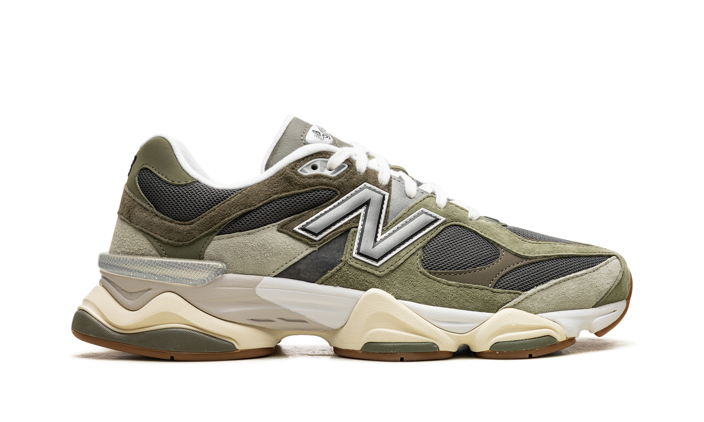 9060 "Green Grey"