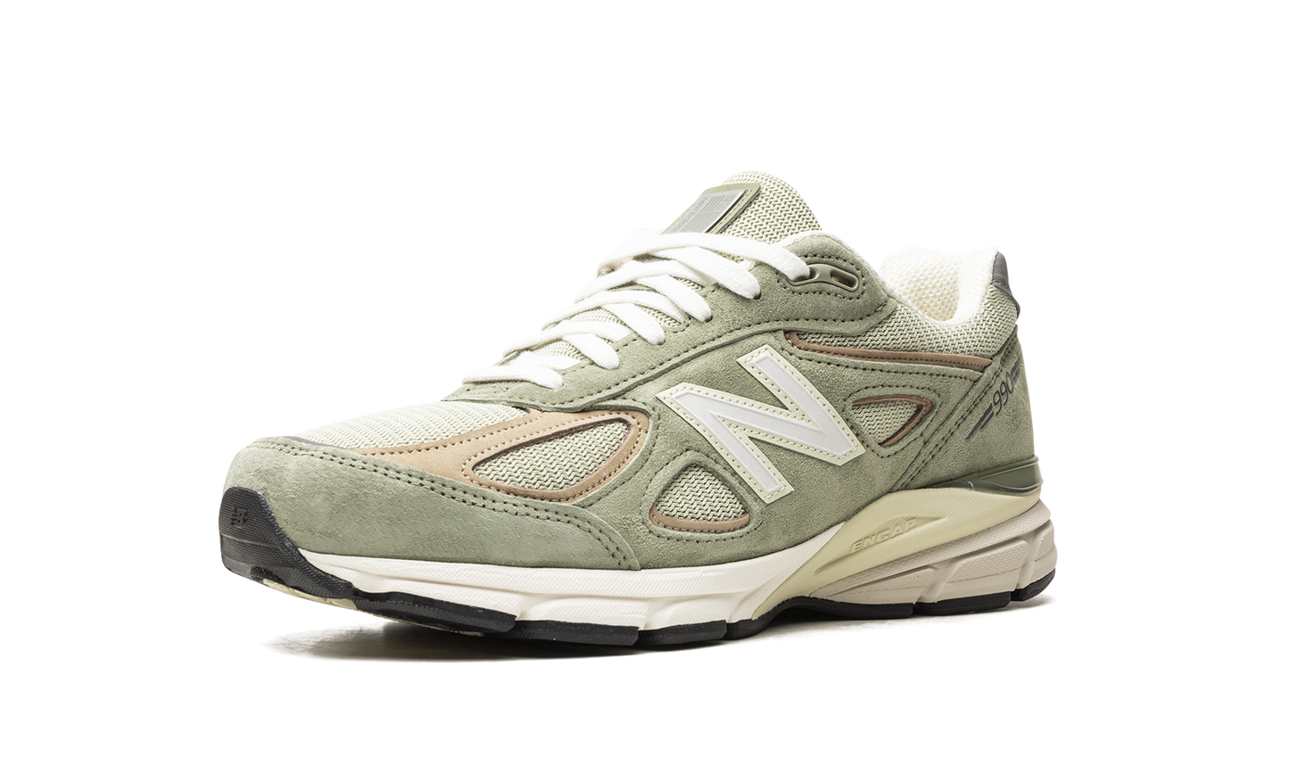 990v4 "Olive"
