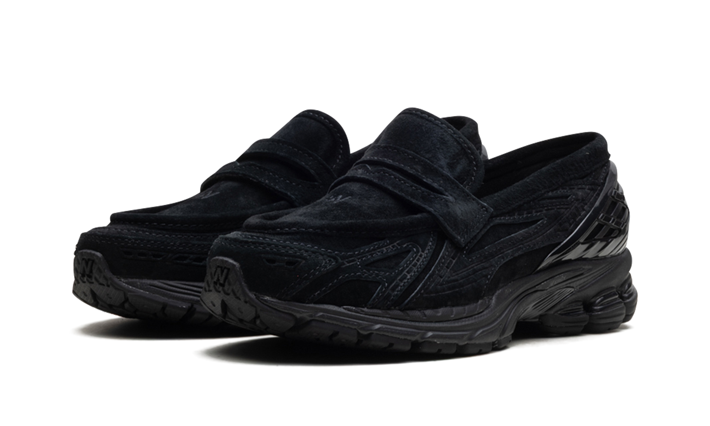 1906L "Black Suede"