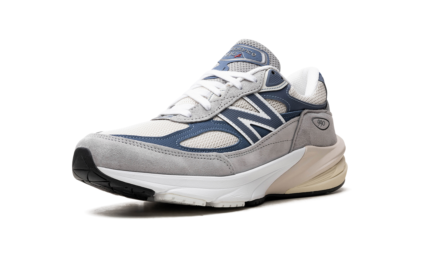 990v6 "Made in USA - Grey Day"