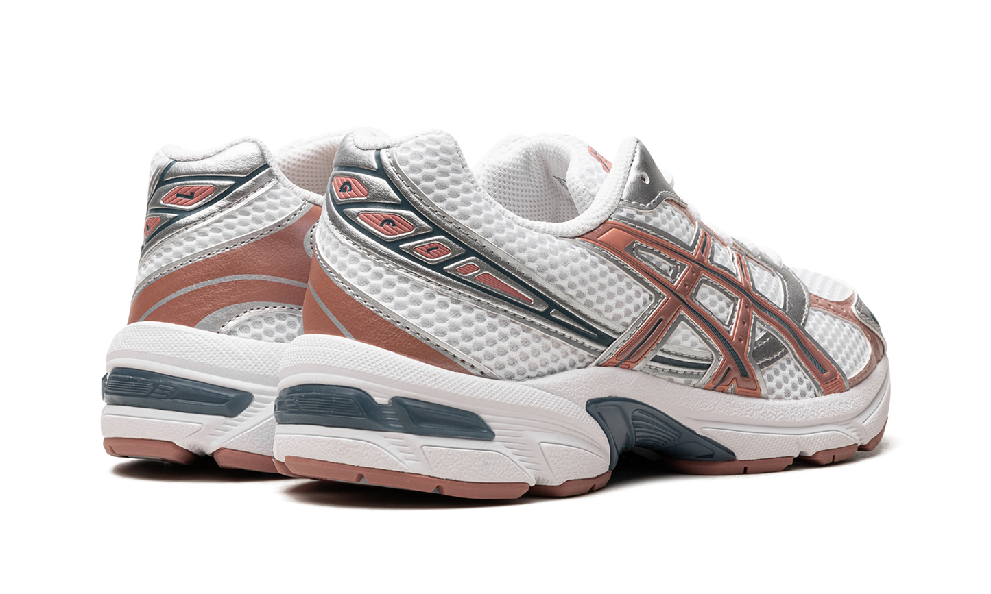 GEL 1130 WMNS "Silver Umeboshi"