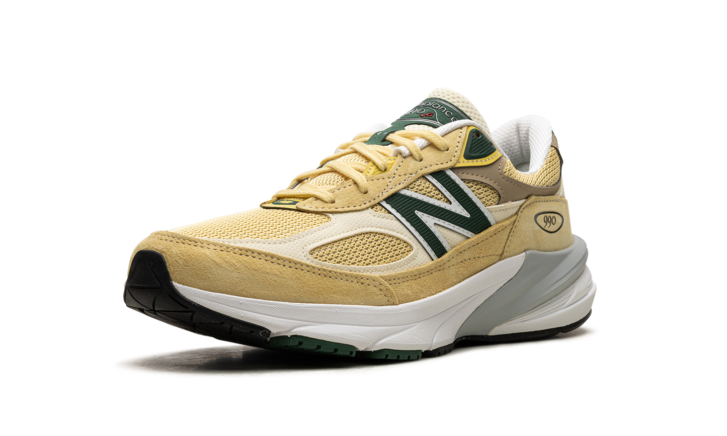990 "Pale Yellow/Forest Green"