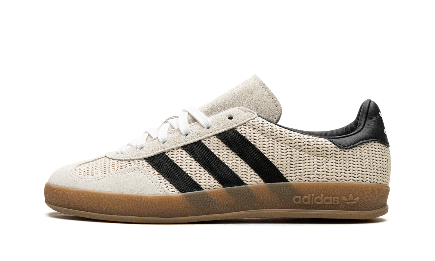 Gazelle Indoor "Aluminum / Core Black"
