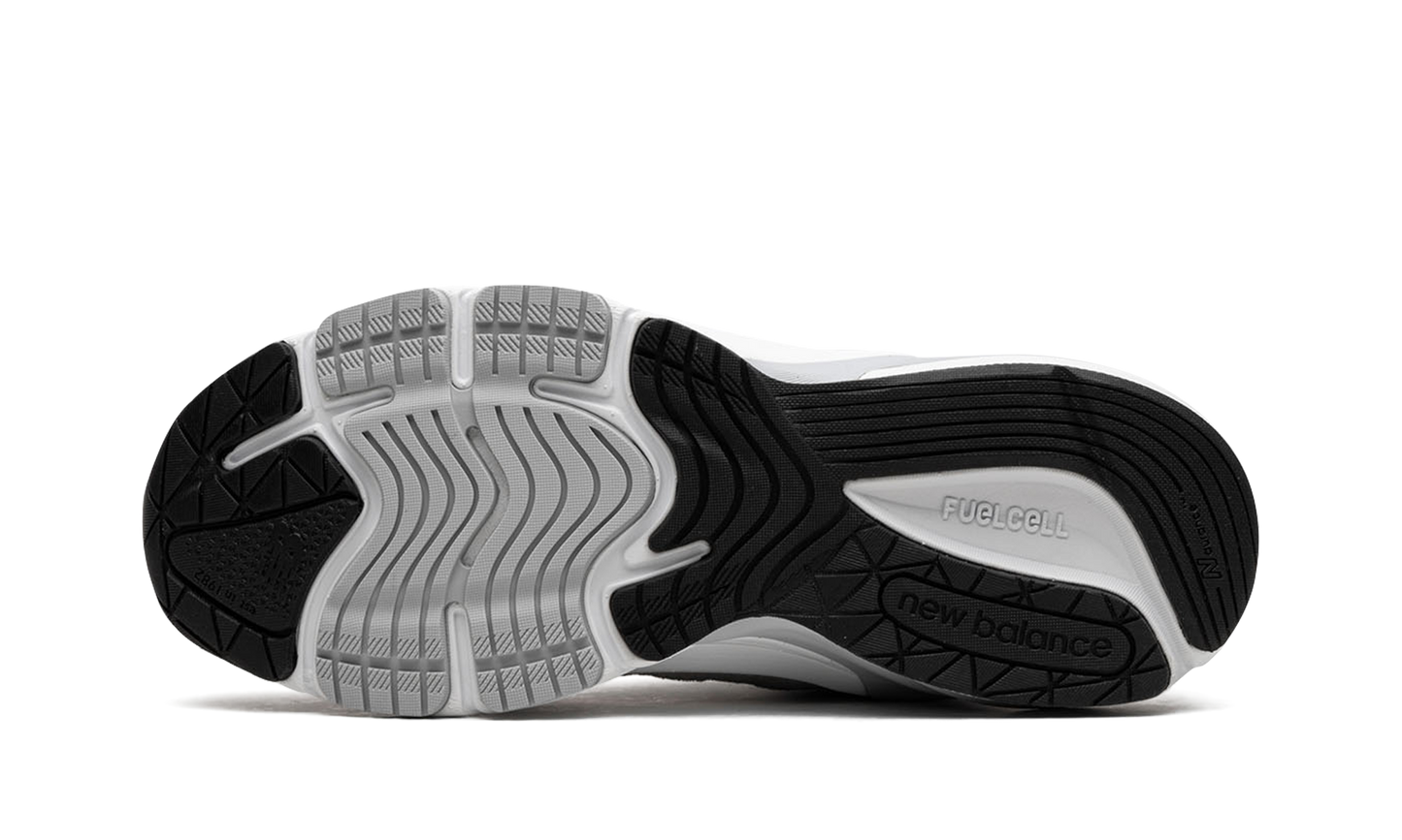 990v6 WMNS "Grey"