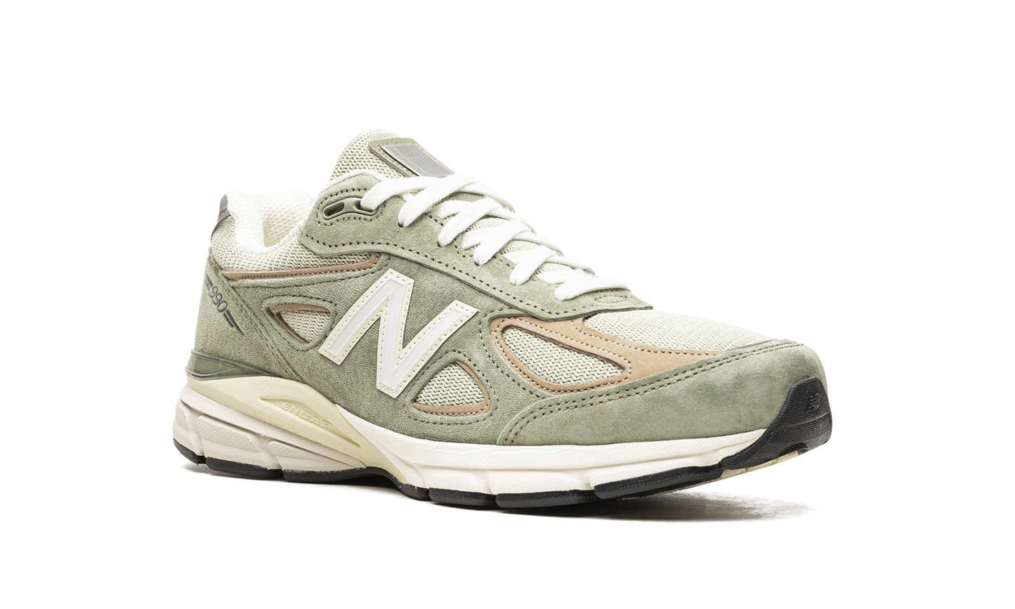 990v4 "Olive"