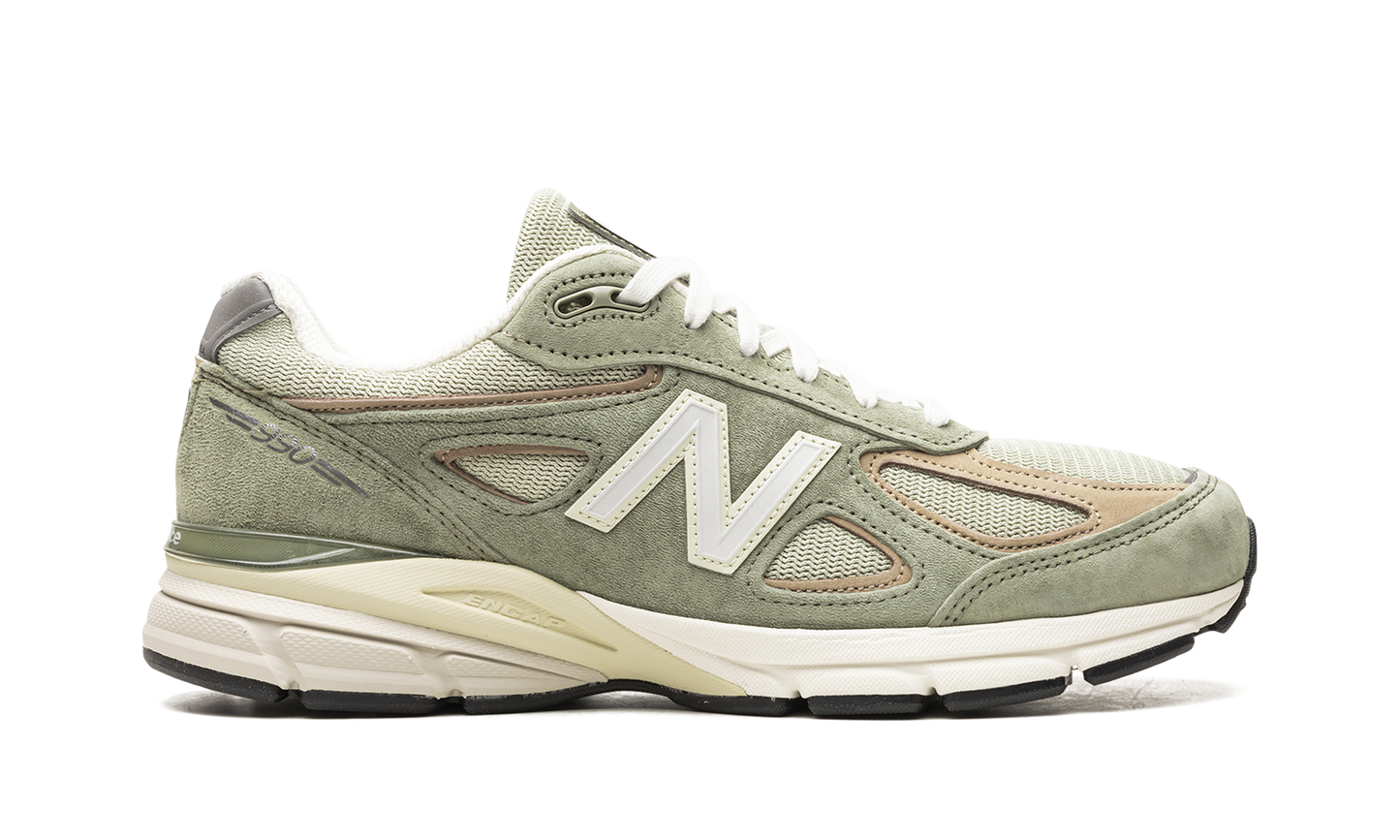 990v4 "Olive"
