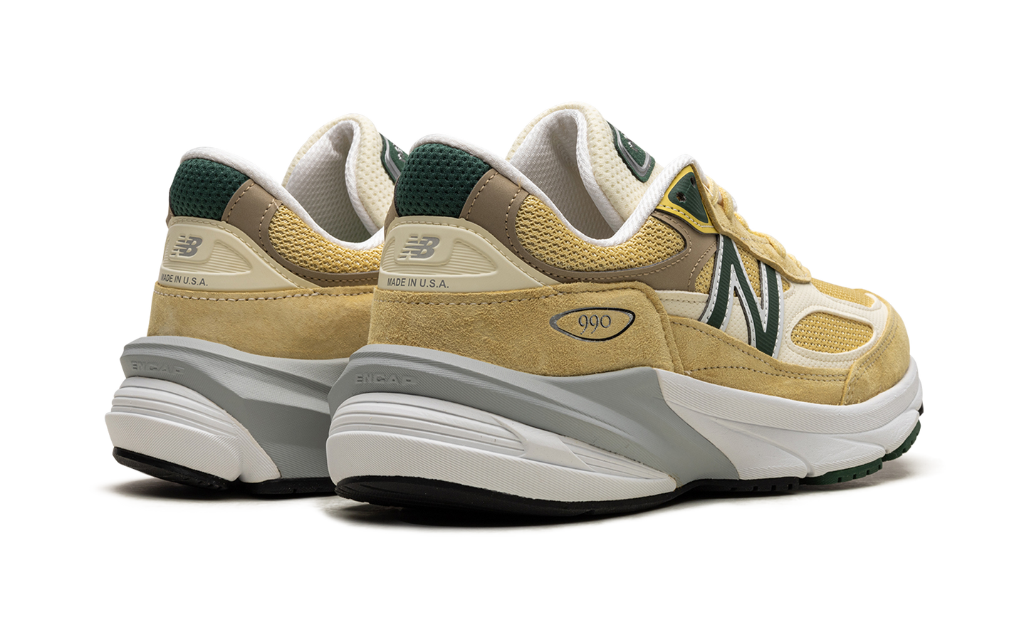 990 "Pale Yellow/Forest Green"