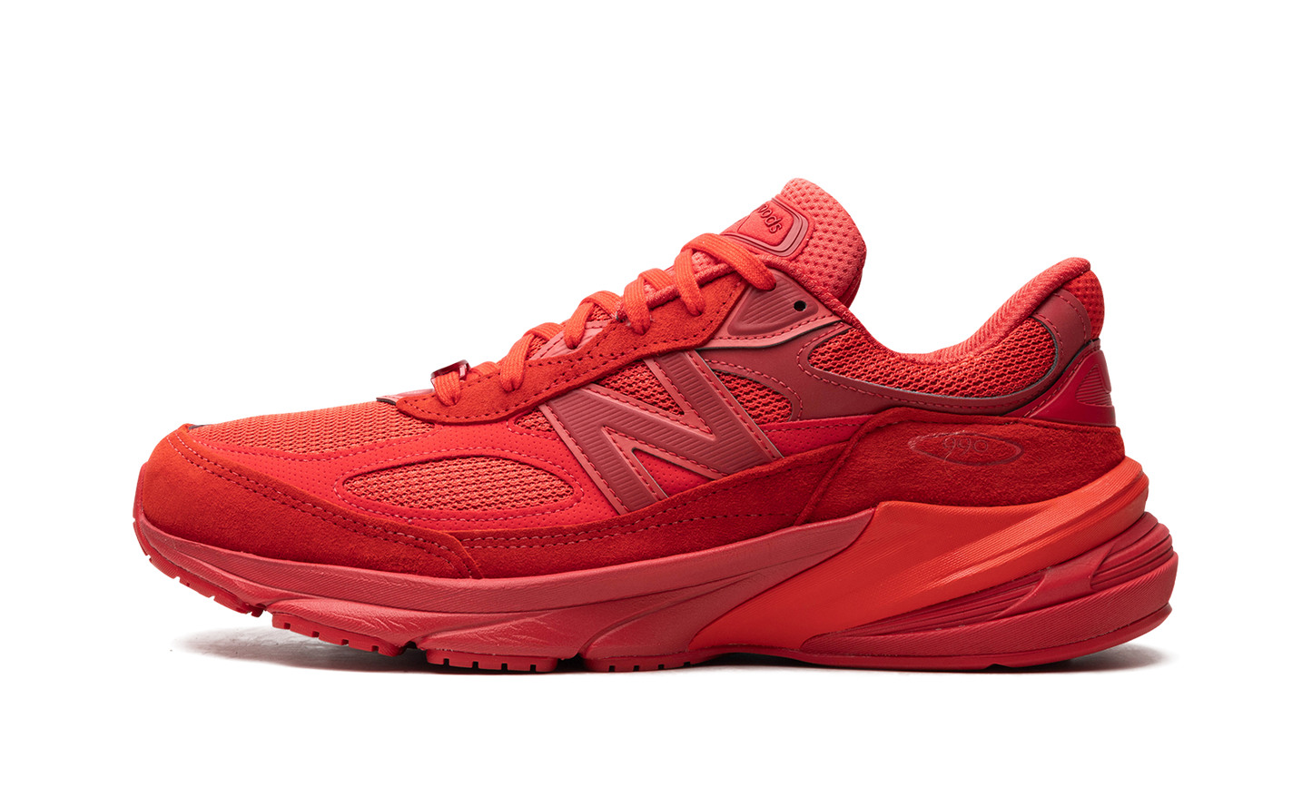 990v6 "Joe Freshgoods - Paris Red"