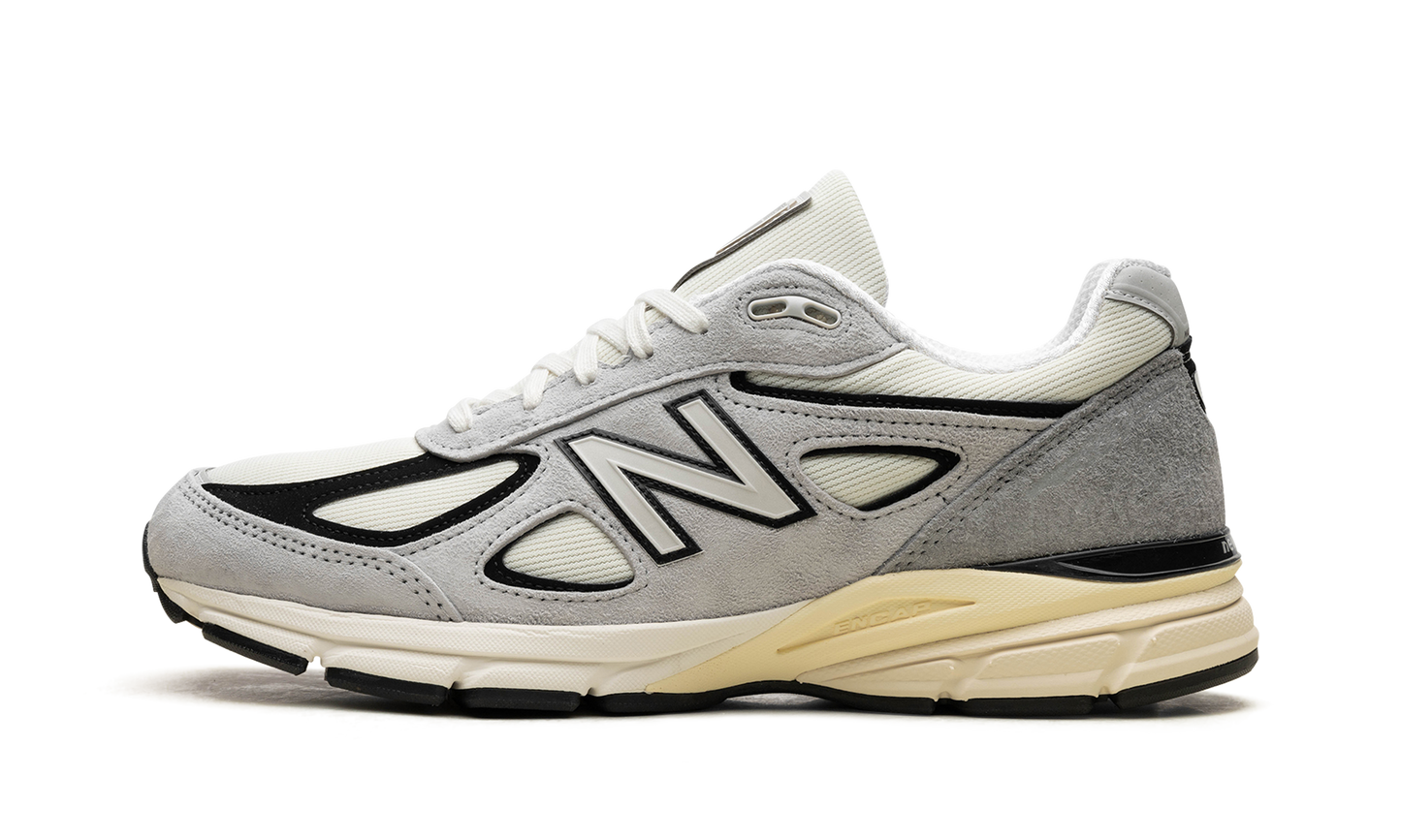 990v4 "Made in USA - Grey / Black"