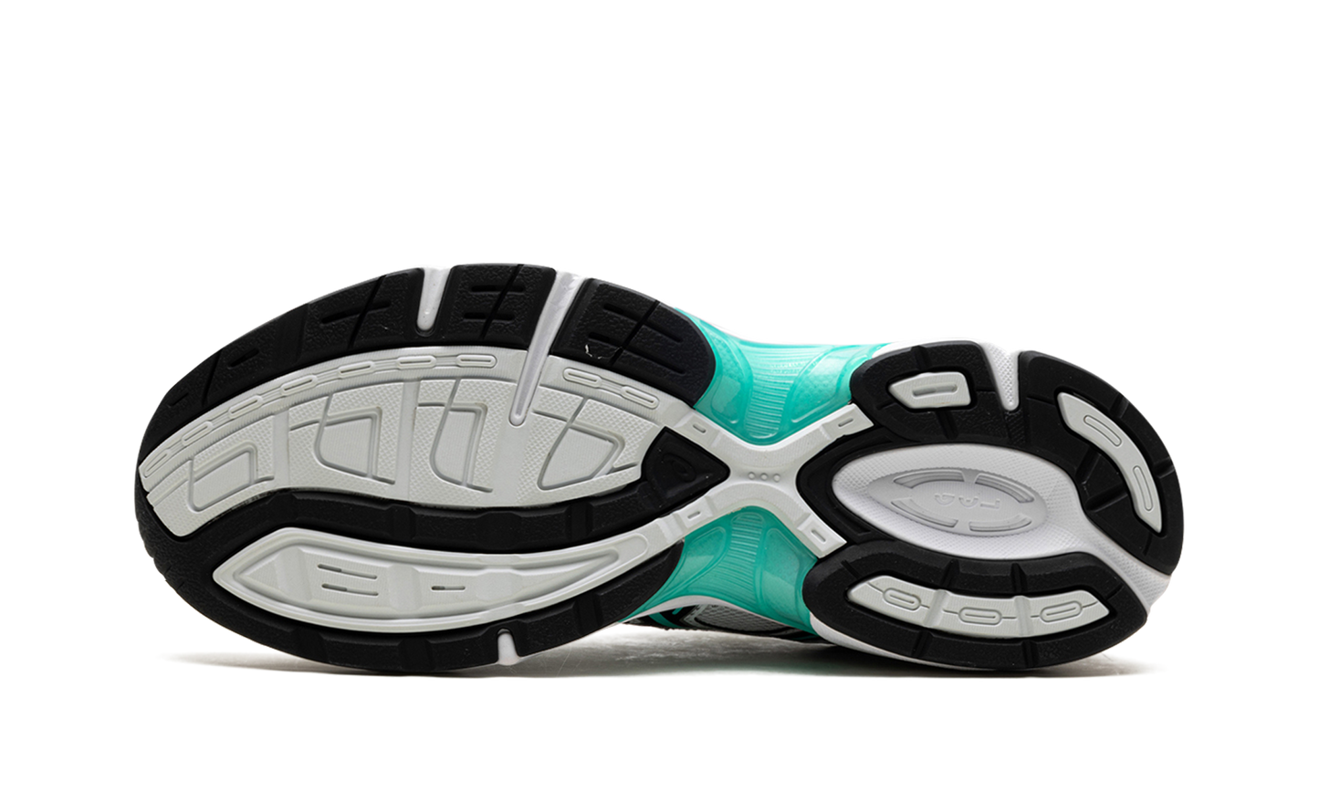 Gel-1130 "White Black Teal"