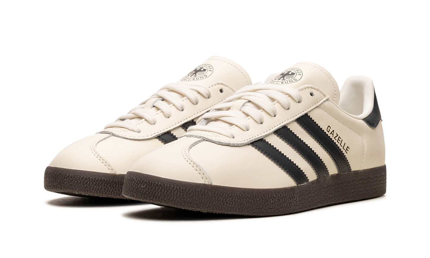 Gazelle "Off White Black Gum"