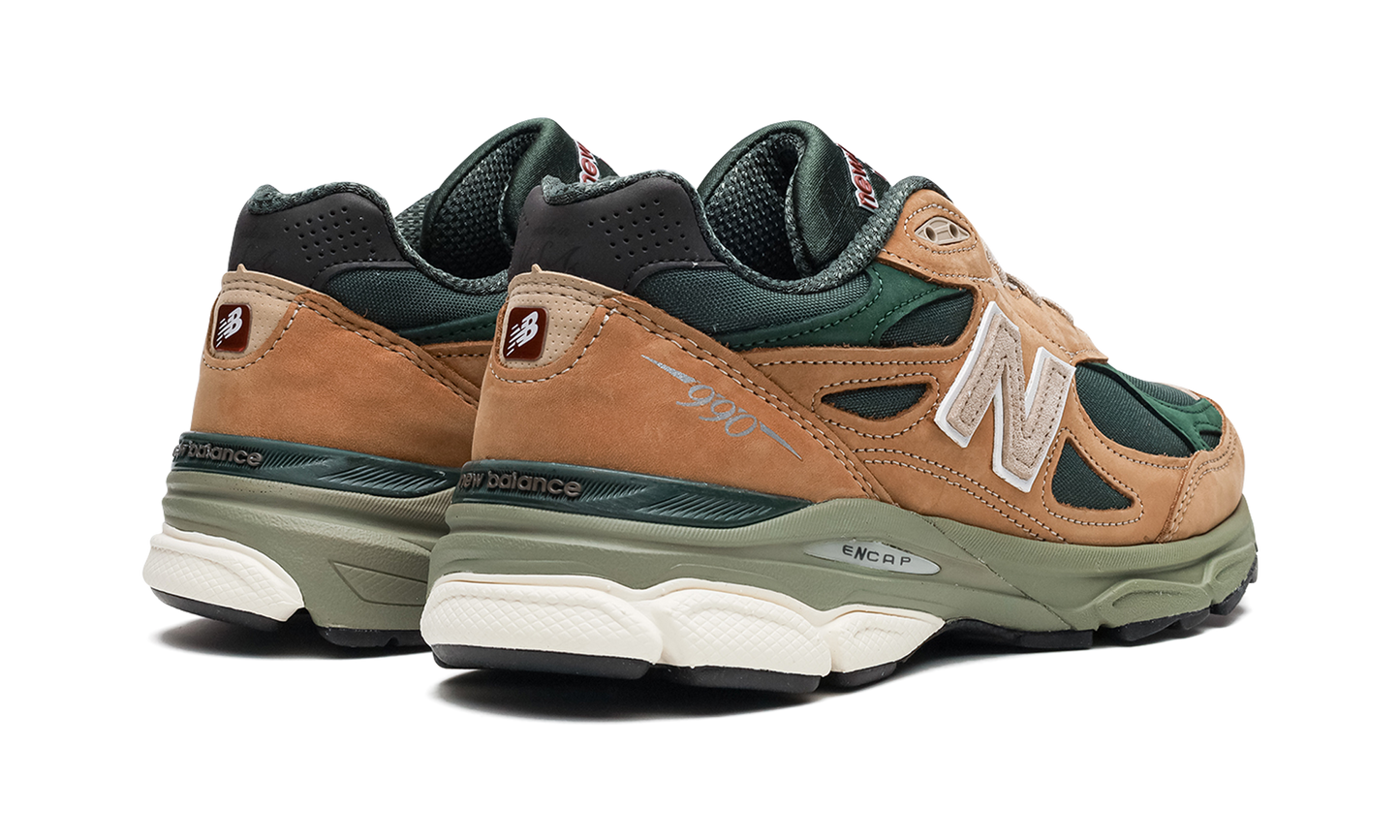 990v3 "Made in USA - Tan / Green"
