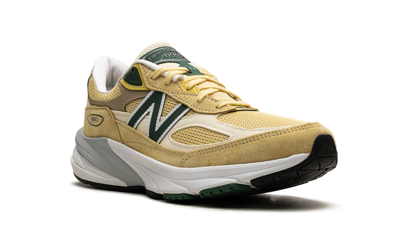 990 "Pale Yellow/Forest Green"